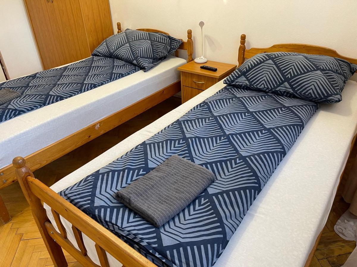 Апартаменты Szimpla Apartman Мишкольц Экстерьер фото